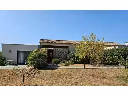 villa d'architecte plain-pied de 182 m² avec vue pyrénées