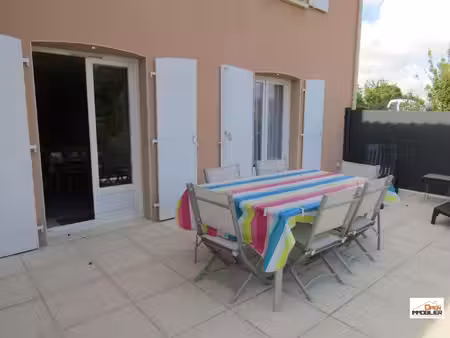 douzat 16290-appartement meublé t3 avec terrasse en rez de jardin (550 euros+200 euros cha