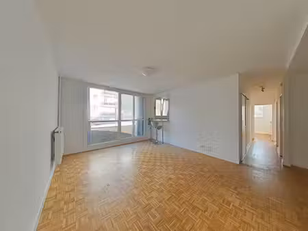 appartement fontenay le fleury 4 pièces 70.10 m2