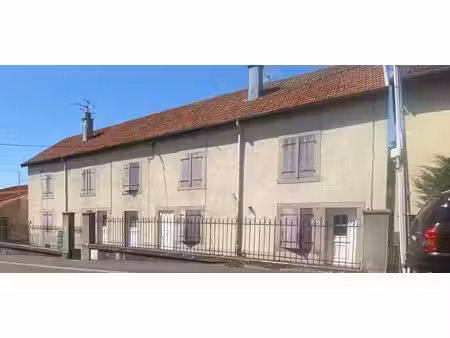 immeuble construit en 1875 à luxeuil les bains (70)