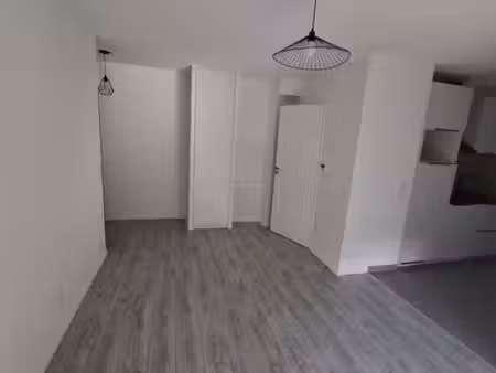 studio / 27m² / corbeil essonnes (rer d)