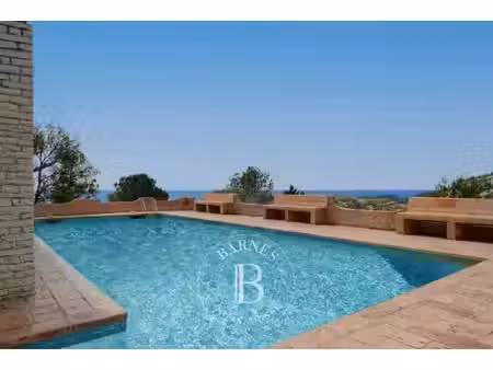 vente - cassis - maison - 4 chambres - piscine - vue mer et calanques
