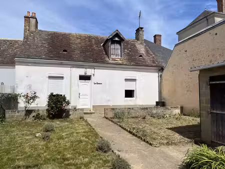 le breil-sur-mérize maison de bourg à rénover avec garage
