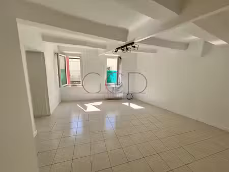 maison de ville de 71 m2 avec cave exterieur de 40 m2