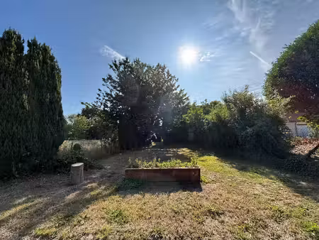 terrain à bâtir 1160 m²