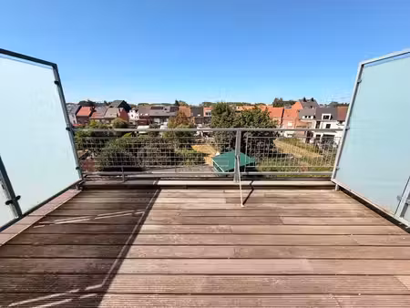duplex idéalement situé avec peb b