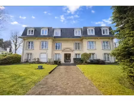 appartement à louer à avenue baron albert d'huart 254 kraainem (vbe59699)