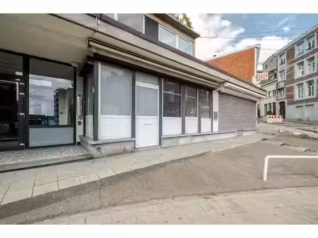 espace de bureau / commerce