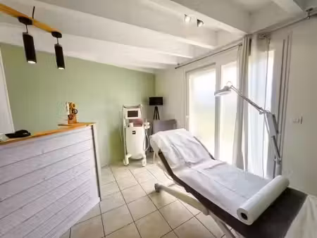 location locaux professionnels 21 m² à capbreton (40130)  660 €