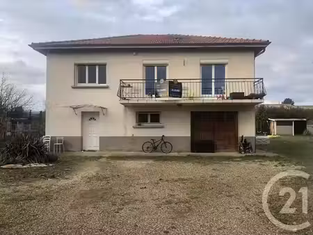location maison 6 pièces 134 m² à sablons (38550)  910 €