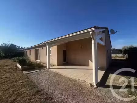 location maison 5 pièces 110 m² à les issards (09100)  960 €