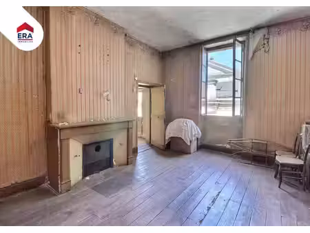 grand appartement de 107m2 à rénover intégralement