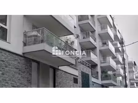 alfortville nord quai de seine immeuble de 2018 3 pieces terrasse