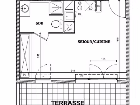 beau studio avec terrasse et parking à marseille