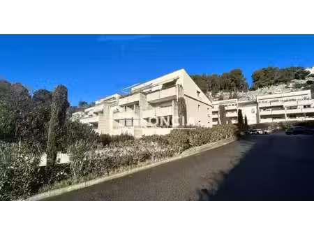 villeneuve lès avignon  appartement de type 2 avec garage dans résidence sécurisée