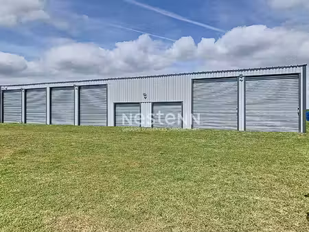 a louer box la bretonniere la claye 30 m2