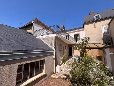 malicorne-sur-sarthe maison de ville avec garage et terrain