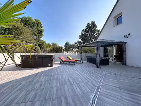 maison 148 m² - 6 chambres  piscine - terrain 2 041 m²