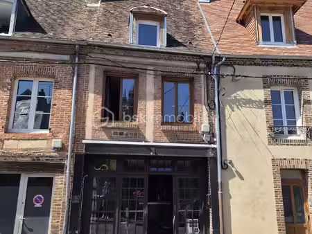 immeuble mixte de 107 m² à l'aigle