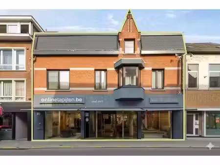 commercial avec duplex spacieux au centre de willebroek