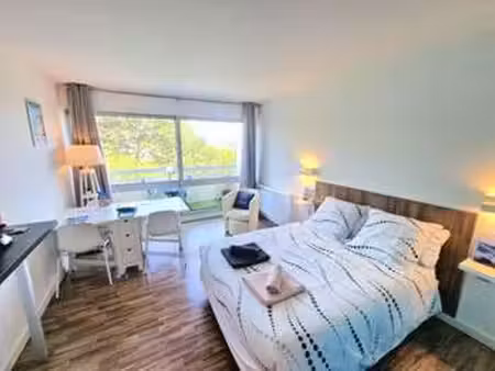 location appartement t1 bord de mer à bénodet (29950) : à louer t1 bord de mer / 23m² béno