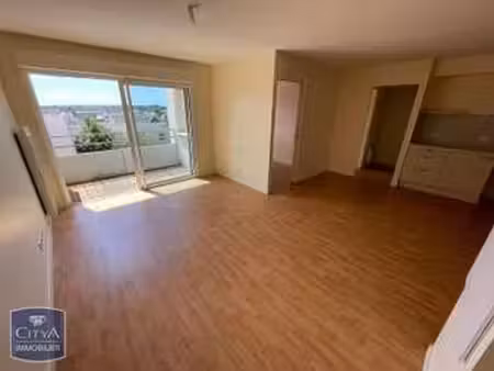 location appartement 3 pièces à hennebont (56700) : à louer 3 pièces / 54m² hennebont