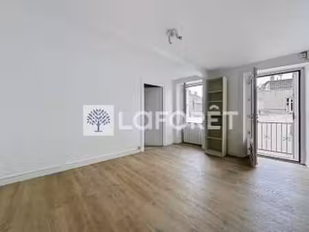 location appartement chambre meublé à thouars (79100) : à louer chambre meublé / 40m² thou