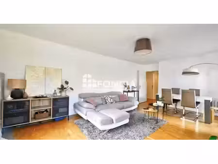 pour investisseurs ! vendu loué  superbe appartement t3 en rez-de-chaussée de 66.33 m2 car