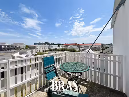 t2 avec balcon  stationnement et cellier