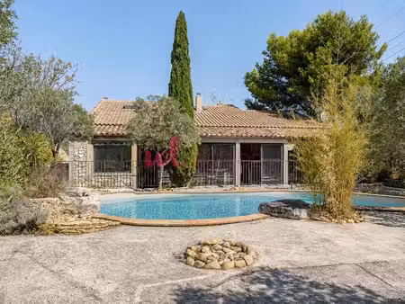 à vendre maison t7  jardin  piscine  vue mer