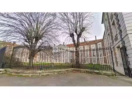 appartement la fère 3 pièce(s) 88.04 m2