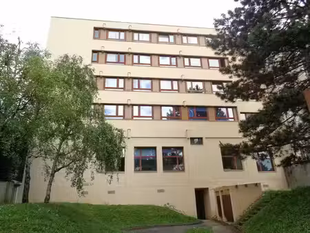 location bureau 236 m² à bron (69500)