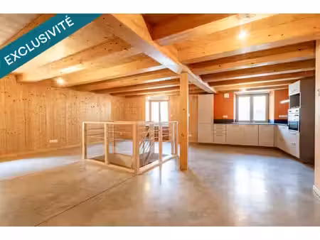 appartement type 4  rénové  garage  ornans  102m²