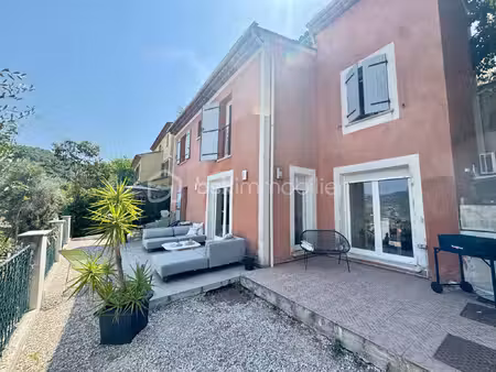villa de 96 m² à la trinite