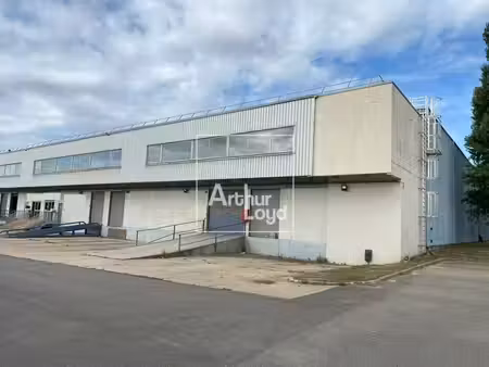 location entrepôt morangis 91420 2327m²