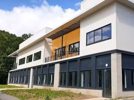 location local d’activités neuville sur oise 95000 484m² à 987m²