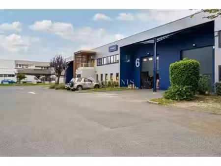 location local d’activités saint ouen l aumone 95310 390m² à 1328m²
