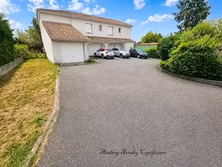 vente immeuble 9 pièces 194 m² à lezoux (63190)  300 000 €