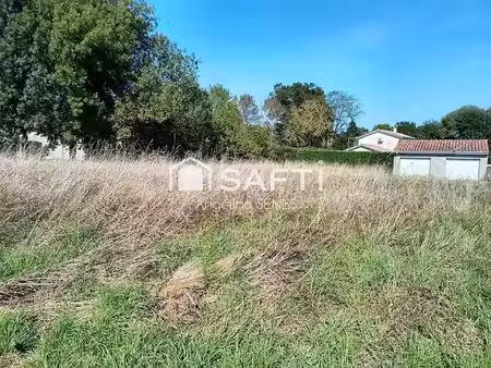 vente parking à saint-caprais-de-blaye (33820)  56 000 €