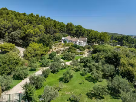 vente maison de luxe noves 9 pièces 330 m² <meta name="description" content="située à nove