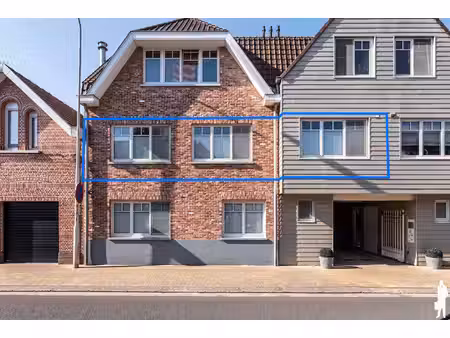 twee-slaapkamerappartement met terras en garagebox