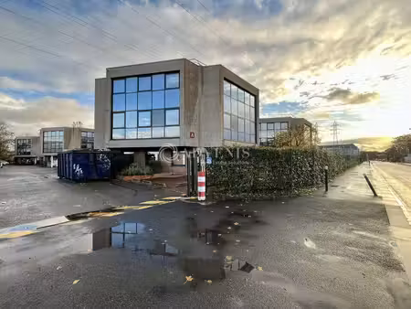 vente bureaux 114 m² à 1 755 m²