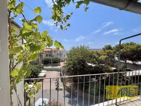 charmante maison de village au cœur du vieil antibes
