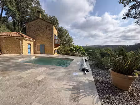 périgord noir maison de caractère avec piscine  4 terrasses et vue remarquable