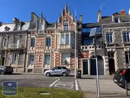 location bureaux et commerces à saint-nazaire (44600) : à louer / 55m² saint-nazaire
