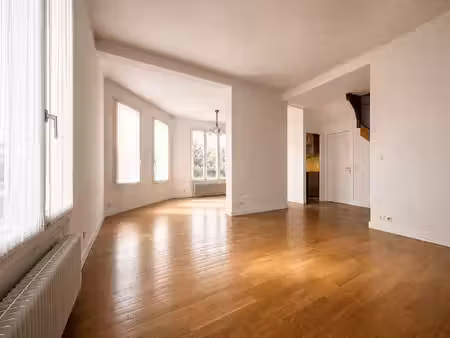 vente maison 7 pièces  123.11m²  fontenay