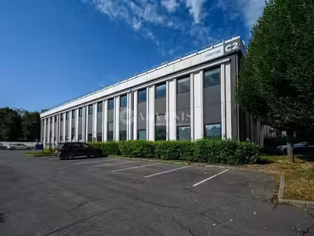 location bureaux cergy 95800 201m² à 544m²