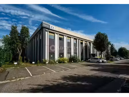 location bureaux 290 m² à 1 456 m²