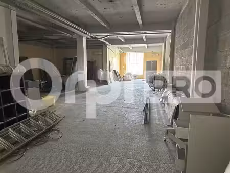 vente local d’activités saint fons 69190 180m²