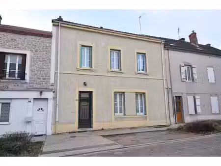 maison à vendre 7 pièces genelard (71)